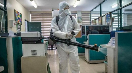 وزارتا الصناعة والشغل تضعان بروتوكولا خاصا في أماكن العمل لتدبير خطر العدوى من فيروس كورونا