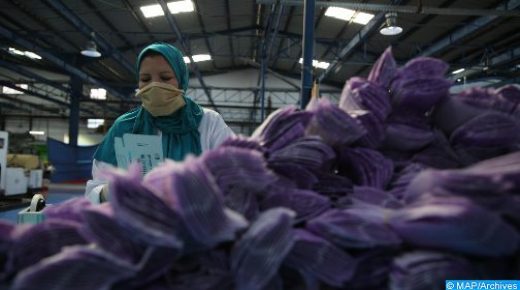 في المغرب.. صناعة النسيج تخوض معركة إنتاج الكمامات الواقية المخصصة للسوق الوطنية وقريبا للتصدير