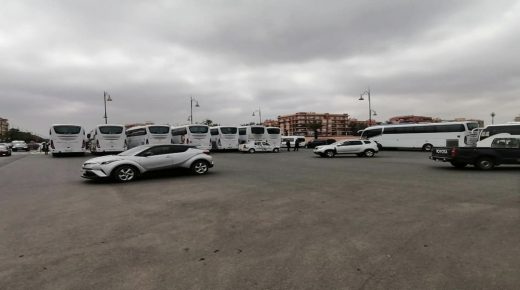 مهنيو النقل السياحي يتوجهون للرباط ويصعدون احتجاجاتهم ضد الحكومة