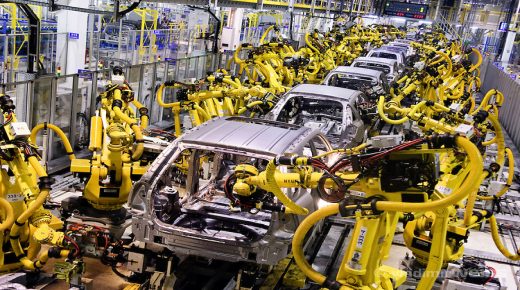 Robot machines weld car bodies at Kia Motors Slovakia plant in Zilina, Slovakia. Photographer: Vladimir Weiss/Bloomberg News