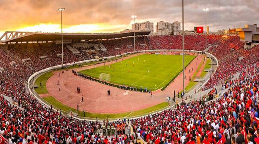 الكاف تسمح بحضور الجمهور في ذهاب نصف نهائي دوري الأبطال بين الوداد وكايزر تشيفز الجنوب إفريقي