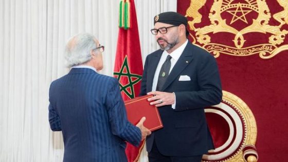 صاحب الجلالة الملك محمد السادس يستقبل والي بنك المغرب