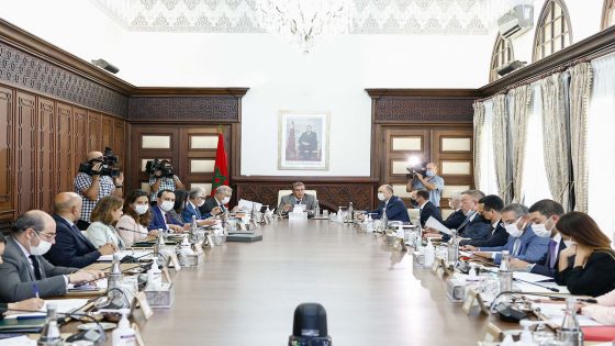 لجنة الاستثمار تصادق على 8 اتفاقيات وملاحق لمشاريع استثمارية بأكثر من 5,7 مليار درهم
