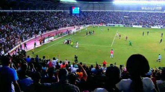 الجامعة الملكية تدين أحداث العنف التي تعرض لها المنتخب الوطني بالجزائر