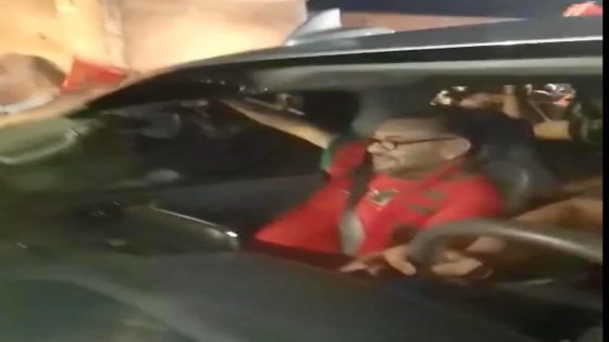 بالفيديو… جلالة الملك يشارك شعبه افراح تأهل المنتخب المغربي لدور الربع