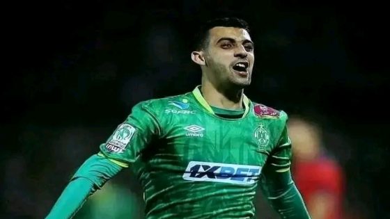 لاعب الرجاء بلعامري يلتحق بمعسكر المنتخب الوطني