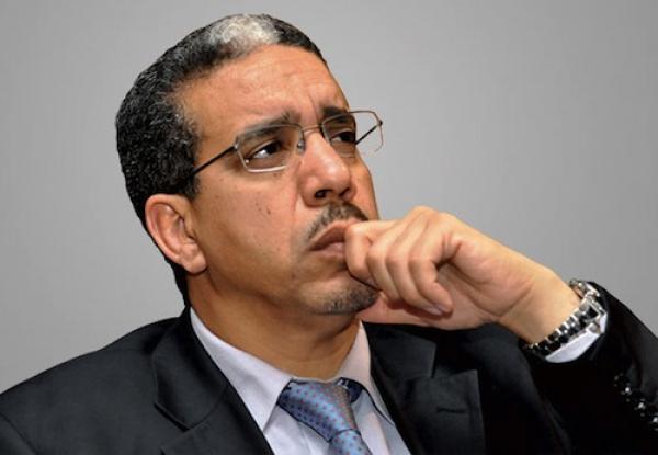بالإنسان أولاً بالأخلاق حتماً سنسير بسرعة واحدة