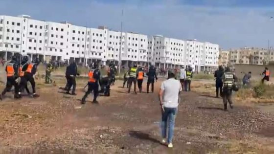 الدار البيضاء.. الشرطة توقف أشخاص يشتبه تورطهم في التجمهر وارتكاب أعمال العنف المرتبط بالشغب الرياضي