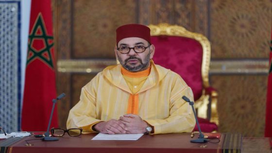 جلالة الملك يستقبل والي بنك المغرب